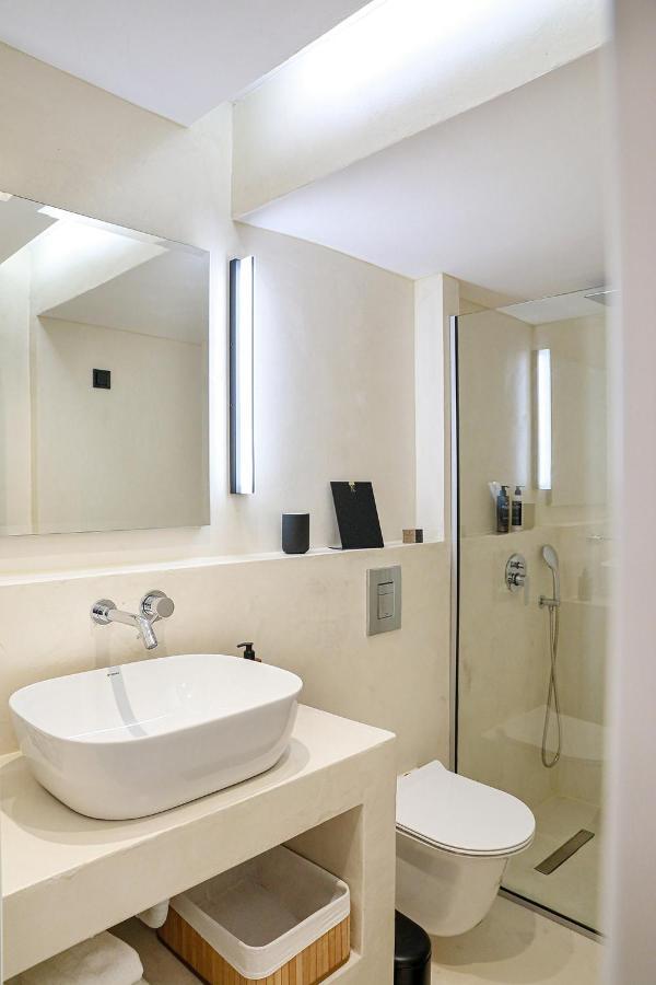 The First Key Luxury & Small Apartment In The Center Of Xanthi Exterior photo